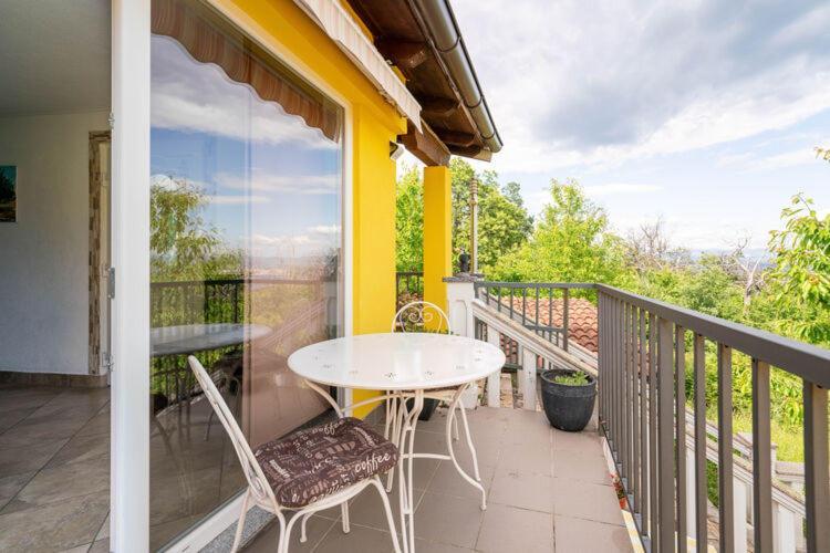 Apartments Nika With Swimming Pool And Beautiful Sea View Dobrec Exterior photo